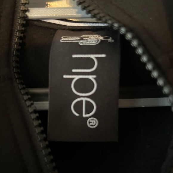 HPE X Peloton Jacket - Picture 6 of 6